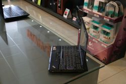 Notebook Lenovo ThinkPad X200 - Fotka 3/12