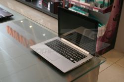 Notebook ASUS VivoBook S301LA-C1027H - Fotka 2/12