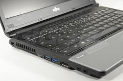 Notebook Fujitsu LifeBook S792 - Fotka 6/6